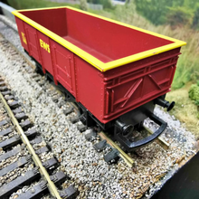 Load image into Gallery viewer, Set of 3 - Hornby YGB Wagons - EWB Livery - 00 Gauge
