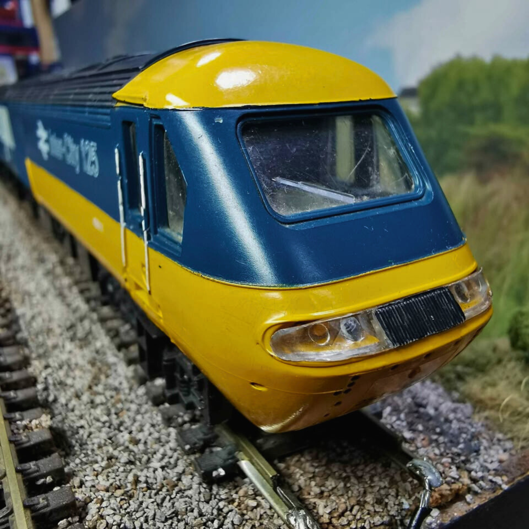 Hornby - Intercity 125 - HST 9 Car Set - Blue/Grey Livery - Analogue - OO Gauge