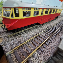 Load image into Gallery viewer, Heljan BR Crimson / Cream Diesel Railcar - OO Gauge - DCC Ready
