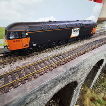 Load image into Gallery viewer, Hornby Class 56 &#39;Load haul&#39; Diesel Locomotive - No. 56 083 - Analogue - OO Gauge
