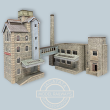 Load image into Gallery viewer, Metcalfe P0287 - Old Factory Building - Card Construction Kit - OO/HO Gauge
