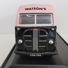 Load image into Gallery viewer, Oxford Diecast - Austin 3 Way Van - Pink Paraffin - AK002 - 1:76
