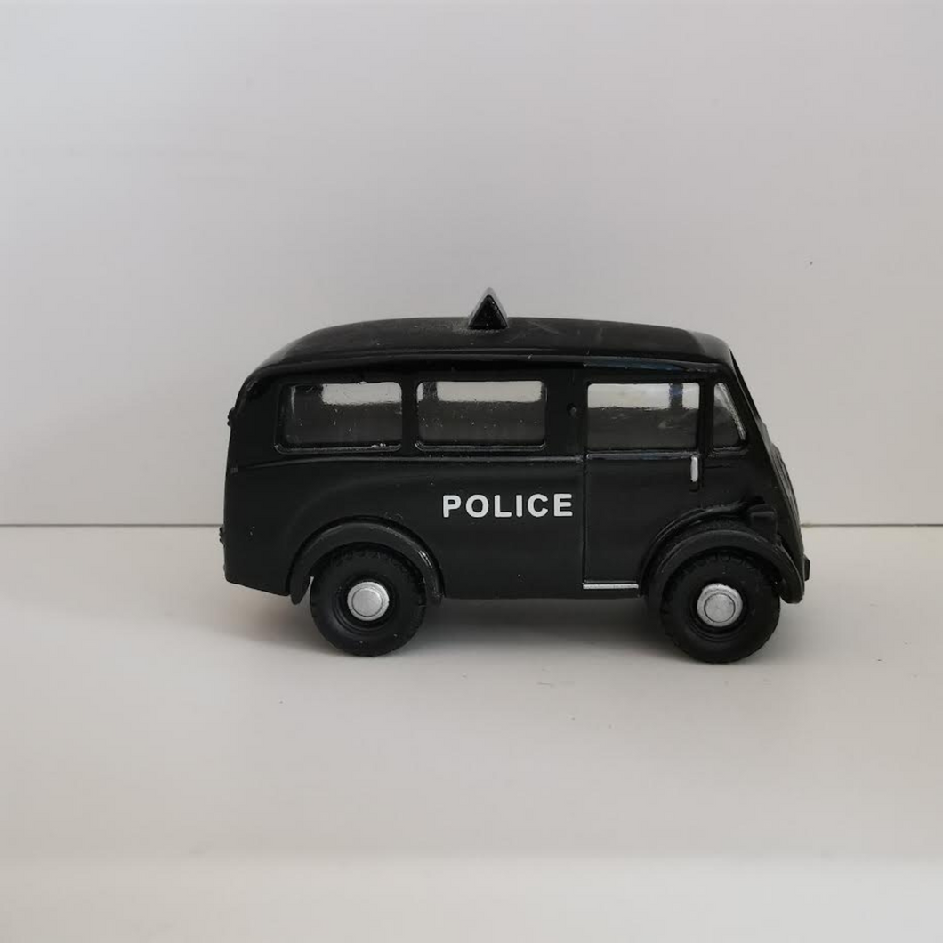 Classix Pocketbond - Austin 101 Estate - Police Van - EM76616 - 1:76