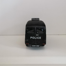 Load image into Gallery viewer, Classix Pocketbond - Austin 101 Estate - Police Van - EM76616 - 1:76
