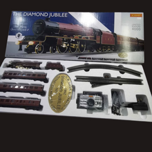 Load image into Gallery viewer, OO Gauge Hornby R1170 The Diamond Jubilee Train Set Limited Edition 4000 - DCC Ready
