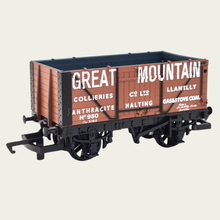 Load image into Gallery viewer, Hornby - R199 - End Door Tipping Wagon - 'Great Mountain Collieries' Livery - No.980 - OO Gauge
