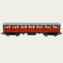 Load image into Gallery viewer, Hornby - R4519 - BR Gresley Suburban - 1st Class Coach - E81025E - BR Crimson - OO Gauge
