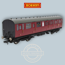 Load image into Gallery viewer, Hornby - R4521 - BR Gresley Suburban - Non Vestibuled - Lavatory - Composite Coach - BR Crimson - No.E88090E - OO Gauge
