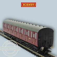 Load image into Gallery viewer, Hornby - R4648 - BR Gresley Suburban - First Class Coach - BR Crimson - No.E81035E - OO Gauge (Copy)
