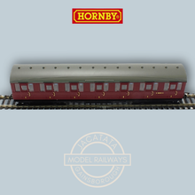 Load image into Gallery viewer, Hornby - R4648 - BR Gresley Suburban - First Class Coach - BR Crimson - No.E81035E - OO Gauge (Copy)
