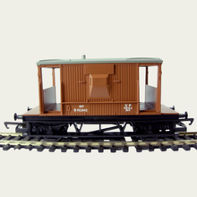 Load image into Gallery viewer, Hornby - R6368 - 20 Ton - Brake Van - B952042 - BR Bauxite - OO Gauge
