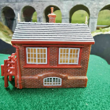 Load image into Gallery viewer, Hornby Skaledale - NER Signal Box- OO Gauge - R9744
