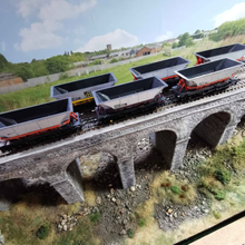 Load image into Gallery viewer, Rake of 6 - Hornby - HAA Hopper Wagons - OO Gauge
