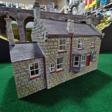 Load image into Gallery viewer, Hornby Hobbies Ltd 2012 - Goathland Station Building - 00 Gauge
