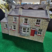 Load image into Gallery viewer, Hornby Hobbies Ltd 2012 - Goathland Station Building - 00 Gauge
