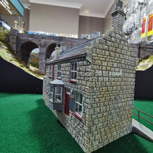 Load image into Gallery viewer, Hornby Hobbies Ltd 2012 - Goathland Station Building - 00 Gauge
