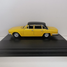 Load image into Gallery viewer, Oxford Diecast - Triumph 2500 - 76TP001 - 1:76

