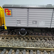 Load image into Gallery viewer, Hornby 45t VDA Closed Vans in Railfreight Livery - OO Gauge
