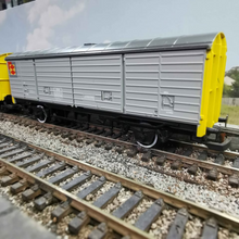 Load image into Gallery viewer, Hornby 45t VDA Closed Vans in Railfreight Livery - OO Gauge
