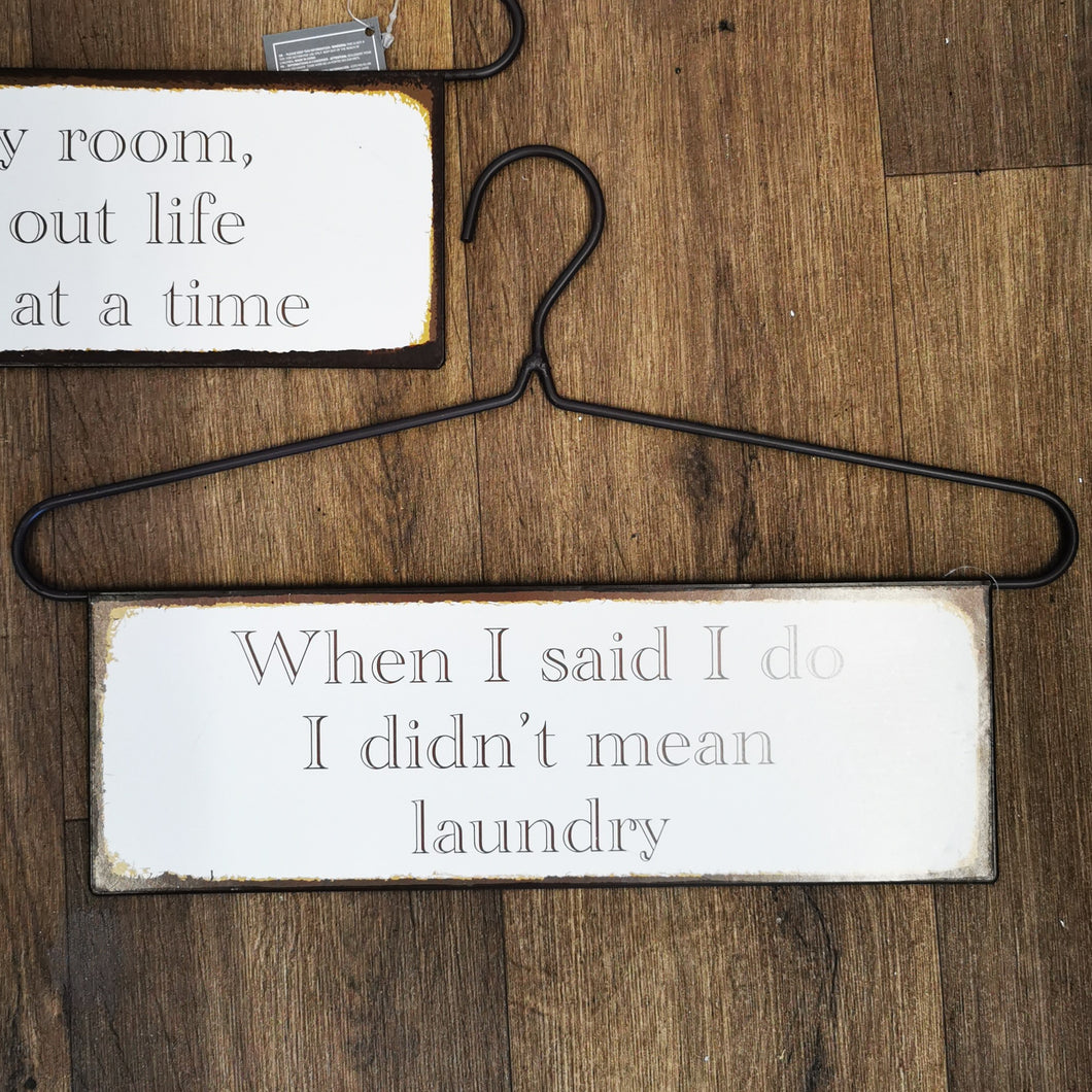 Hanger Plaque 35cm